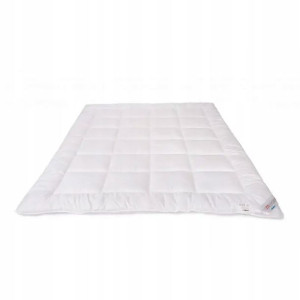 PIÓREX Kołdra Essmeeda Standard 135x200 1400g