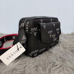 Torebka Guess sportowa czarny