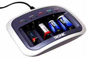 Ładowarka Tronic TLG 500 B1 9V (6F22), AA, AAA, C (R14), D (R20)