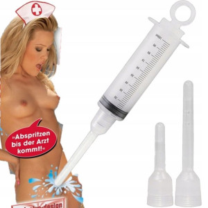Zabawa W Sex Pielęgniarkę Strzykawka Do Lewatywy