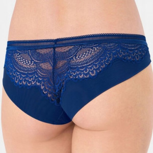 TRIUMPH majtki darling spotlight brazilian 44 outl