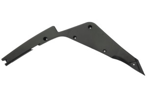 Łącznik obudów Przednich Prawych BLADE R