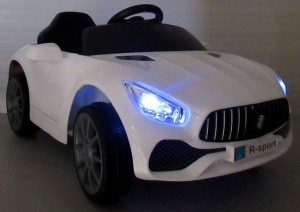 Cabrio B3 biały, Autko na akumulator dla dzieci