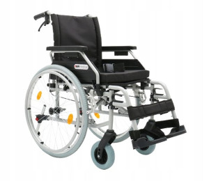 Aluminiowy Wózek Inwalidzki Armedica Do135kg 43cm