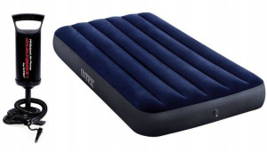 Zestaw Materac Intex 64758 + Pompka Intex 68612