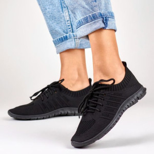 Lekkie czarne buty sportowe damskie