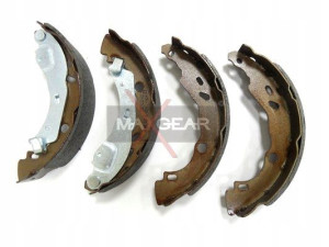 MAXGEAR 19-0321 Zestaw szczęk hamulcowych