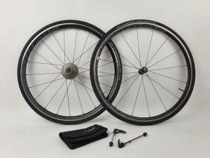 Zestaw kół testowych Elusion Alloy 700C/ 26 / 28 mm, w zestawie sztuki opon