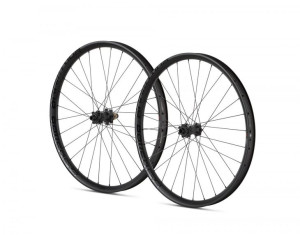 Komplet kół Raven 27.5" tylne/przednie, Boost, 28 otworów, karbon, tubeless