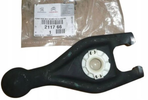 Łapa Sprzęgła Berlingo C2 C3 C4 P206 1.6hdi 211766