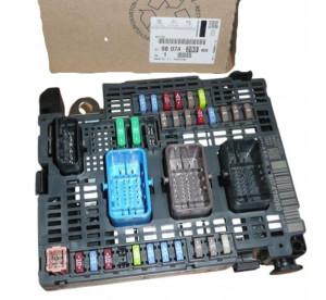 Skrzynka Bezpieczników Moduł Bsm C4 Ds4 9807428080