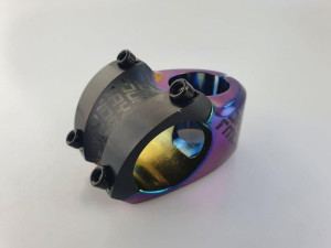 Wspornik kierownicy Beetle 33mm / 35mm, petrol-czarny (błędna naklejka 31,8