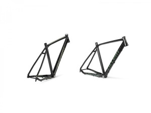 Rama gravel Furious Pro S czarno-grafitowa, 142x12mm