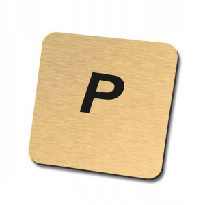 złota tabliczka informacyjna parking