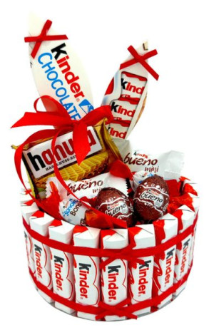 Torcik Słodkości Kinder Tort Wielkanocny Kinder Czekolada Kinder Eggs