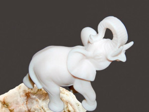 Słoń Maurycy Alabaster Grecki