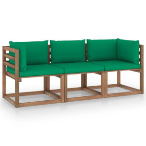 Ogrodowa sofa 3-os. z palet, z zielonymi poduszkami, sosna