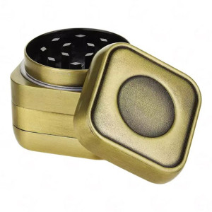 Młynek metalowy McKwadrat 4 części 35 mm