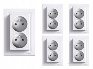 5x Schneider Asfora Gniazdo Podwój 2x2p+e Z/u Bia