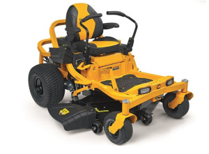 TRAKTOR CUB CADET Kawasaki 726 cm3 127cm Zero-Turn