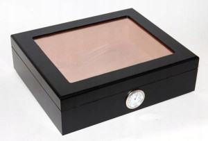 Humidor z szybą czarny 920430 na 25 cygar