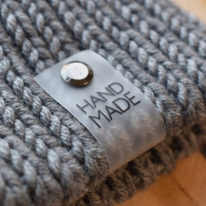 Metka silikonowa z nitem HAND MADE czerń