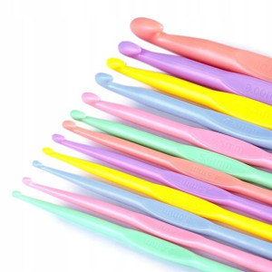Zestaw szydełek plastikowych 2,0-10,0mm 12 szt.