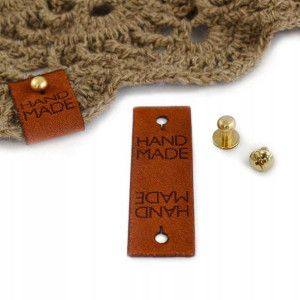 Metka nubuk z nitem "HAND MADE" / rdza