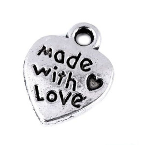 Zawieszka Serce z Made with love / 10x12 mm
