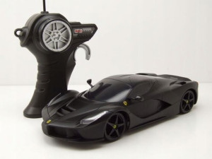 Maisto 81530 La Ferrari czarne R/C sterowane