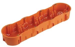 Puszka podtynkowa 60 płytka poczwórna z wkrętami - A.0049WP