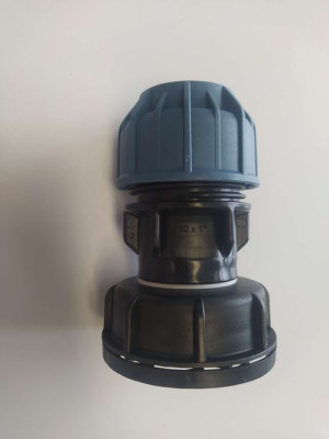 Redukcja S60x6 na rurę PE 32mm do zbiorników IBC Mauzer