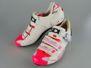 Buty szosa GENIUS 7 WOMAN biało-różowe 37 (nowe z ekspozycji, pożółkła tkan