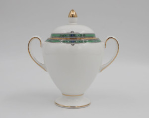 jade cukiernica globe wedgwood