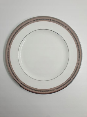 laurel narrow band talerz płaski 27cm wedgwood