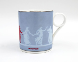 gift muse kubek blue wedgwood