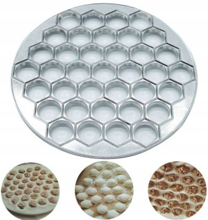 FORMA WYKRAWACZ do PIEROGÓW uszek RAVIOLI 37 szt