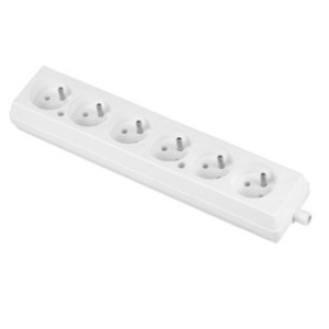Gniazdo przedłużacza GN-670 6x2P+0 230V