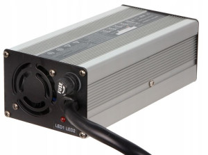 Ładowarka Li-ion 4SL 14,8V 17A 360W dla 4 ogniw