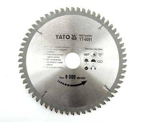 Yato Piła Tarczowa Do Aluminium 210x30mm 72-zęby 6093