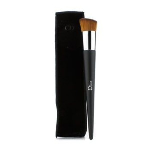 Christian Dior Backstage Brushes Professional Finish Fluid Foundation Brush