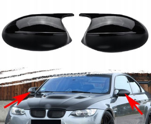 Błyszczące czarne nakładki na lusterko boczne BMW