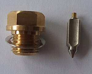 Tourmax Zaworek Iglicowy Z Gniazdem Kawasaki Kz 10