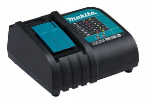 Makita DC18SD Ładowarka do akumulatorów 18V