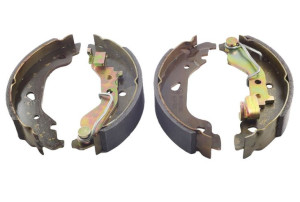 Szczęki Hamulcowe Fiat Punto 1,2-1.9jtd 09.99-