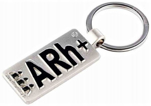 Metalowy Brelok Breloczek Symbol Grupy Krwi Arh+
