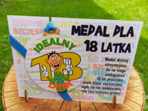 Medal dla mężczyzny na 18 urodziny. Super prezent