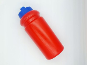 Bidon z tworzywa 0,5l czerwony