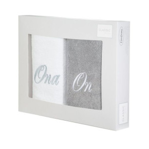 Komplet dwóch ręczników z haftem ON ONA 2/50x90cm biały i szary 400GSM