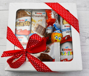 Zestaw Prezentowy Kinder Słodycze Na Dzień Dziecka